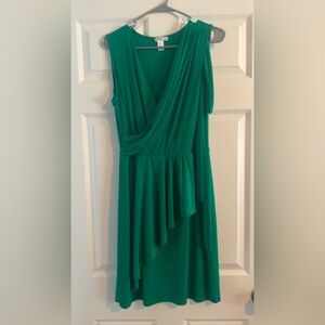 Kelly Green Sleeveless Dress with belt